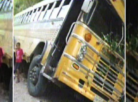 Tres muertos y 27 heridos en accidente en Victoria, Yoro