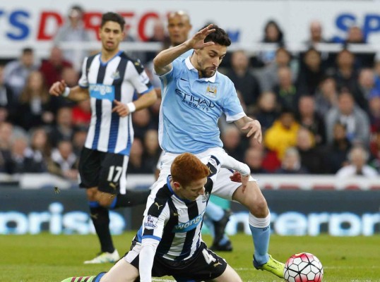 El City igualó ante el Newcastle de Benítez y se despide del título