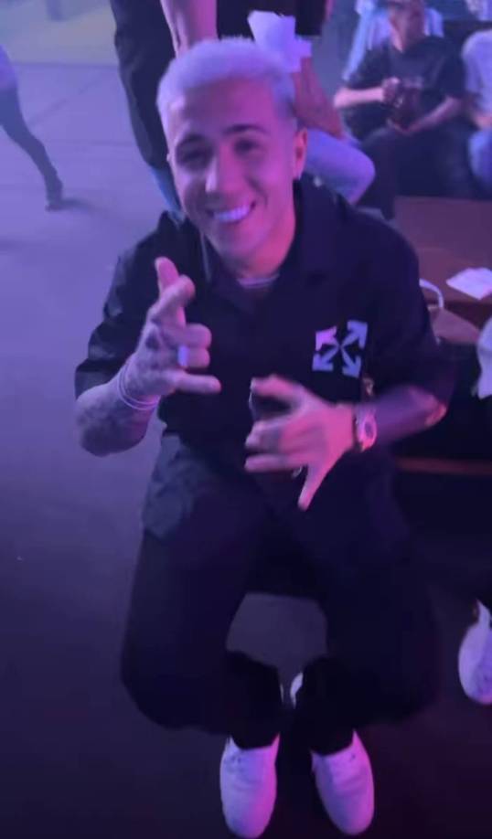 Enzo Fernández durante la fiesta.