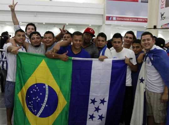 Aficionados deberían estar vacunados antes de viajar al Mundial de Brasil