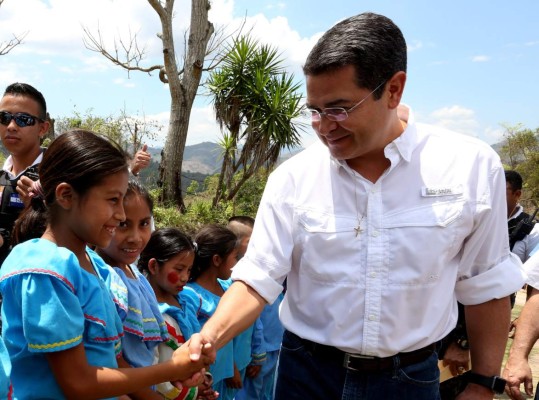 JOH exhorta a la Fenagh a procesar productos y exportar