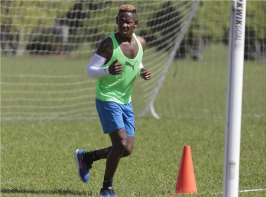 Quioto se presenta a las prácticas del Olimpia