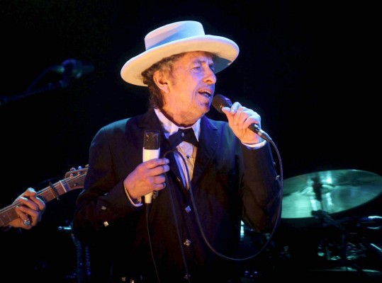 Director de Fundación Nobel se ofrece llevar el premio a Bob Dylan