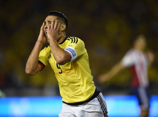 Colombia sufre dura remontada y complica su clasificación al Mundial