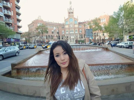 Elsa Oseguera estalla por ser llamada 'prostituta' en España