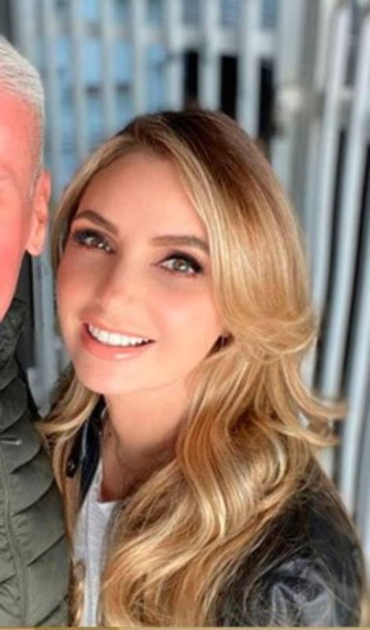 Klitbo afirmó que la eterna 'Gaviota” hizo muy buenas acciones benéficas a favor de otros que no pregonó e insistió en que es una persona muy religiosa. Además, develó que mantiene un chat con ella y otras artistas para mantenerse cercanas.