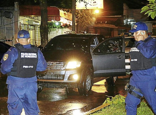 Testigos vinculan a mareros con crimen de fiscales