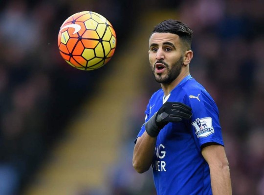 Dan como un hecho la llegada de Mahrez al Barcelona