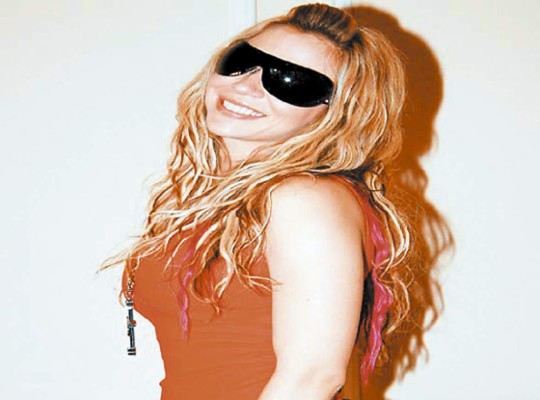 Noelia ofrece disculpas por video