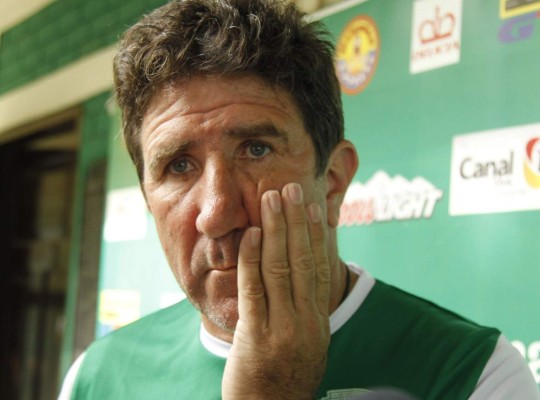 Héctor Vargas señala que 'Costly sintió el rechazo' de Pinto