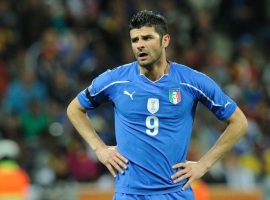 Exfutbolista italiano Iaquinta acusado por vínculos con la mafia