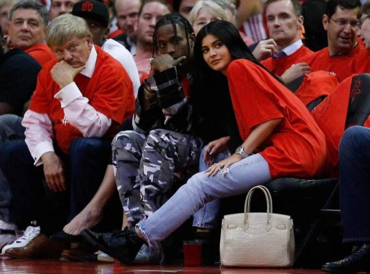 Surge la primera foto de Kylie Jenner embarazada