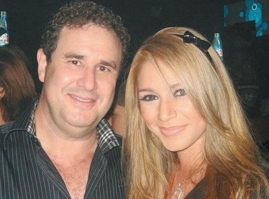 Se estrella avioneta, muere Mark Goldstein y pareja