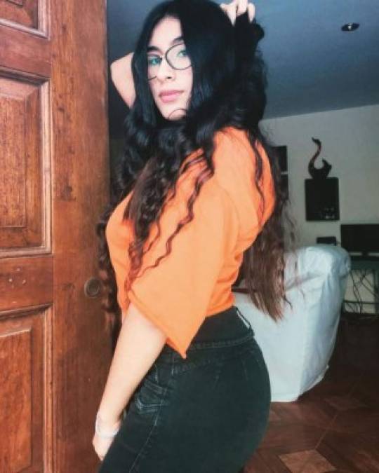 Dana Ramírez, de 17 años, poco a poco se ha ido posicionado en la red social Tik Tok durante esta cuarentena.