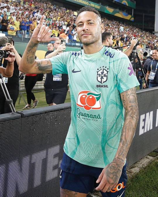 La vida privada de Neymar Jr vuelve a ser noticia luego de la filtración de una conversación entre la estrella brasileña y una modelo de contenidos para adultos en OnlyFans.