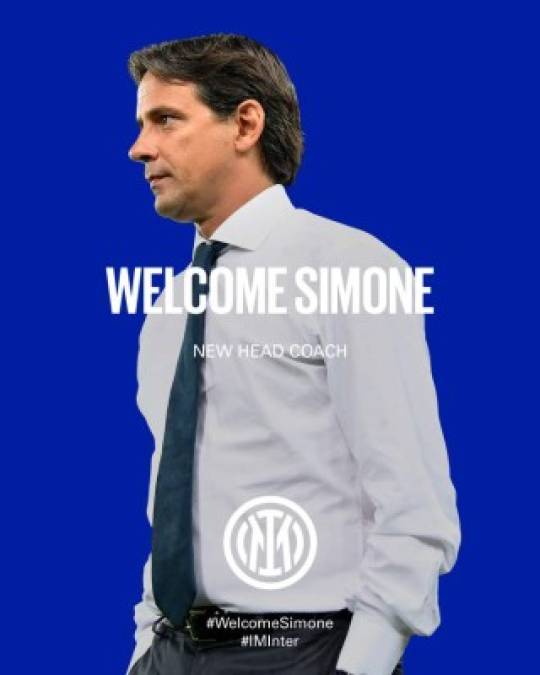 Simone Inzaghi ya es oficialmente nuevo entrenador del Inter de Milán sucediendo al destituido Antonio Conte. Ha firmado un contrato por dos campañas con el campeón de la Serie A. Inzaghi dejó el banquillo de la Lazio después de 22 años en el club como entrenador y jugador el jueves pasado. Foto Twitter Inter.