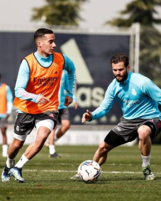 Lucas Vázquez: El extremo podría irse del Real Madrid si no llegan a un acuerdo para su renovación. Zidane lo quiere, pero el jugador pide un aumento de salario. Foto Real Madrid Facebook.