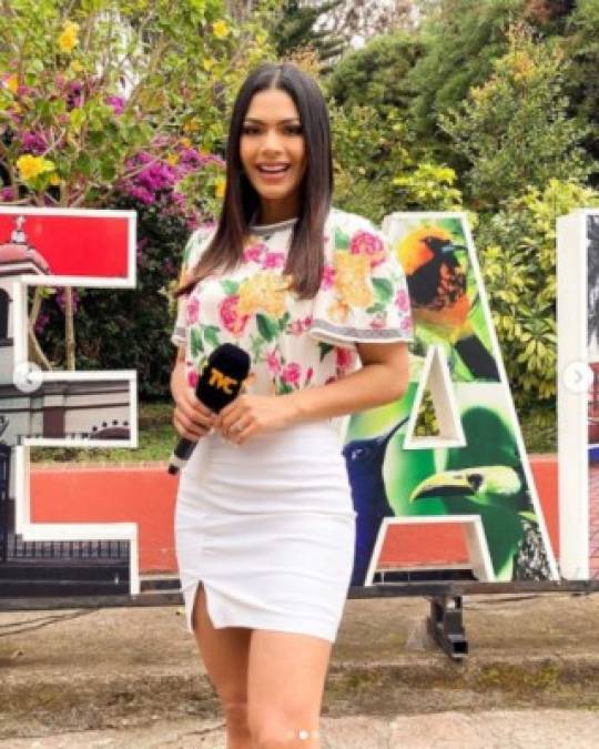 La guapa presentadora Loren Mercadal trabajó en esta Semana Santa, pero como siempre se mostró bella y radiante en su cuenta oficial de Instagram.