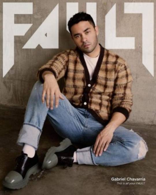 Gabriel Chavarria.<br/><br/>Aunque para muchos ser hijo de padres hondureños no es suficiente para decir que es hondureño, el actor Gabriel Chavarría se siente como un catracho más, su única diferencia es que nació en Los Ángeles, California. El joven de 31 años de edad interpreta al músico y productor A.B. Quintanilla en la serie que Netflix lanzó sobre la fallecida cantante Selena. <br/><br/>“Hola, yo soy Gabriel Chavarría e interpreto a A.B. Quintanilla en Selena: la serie y soy un orgulloso hondureño”, dijo en entrevista con la sección Ones To Watch: Elevating hispanic voices de E News.