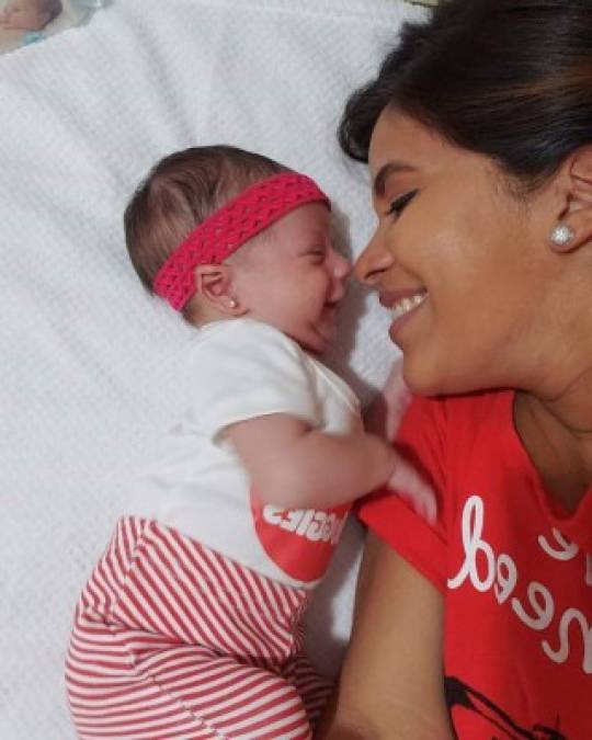 'Feliz Día del Niño a mi niña amada y a todos los de nuestro país', expresó Suly el pasado 10 de septiembre.