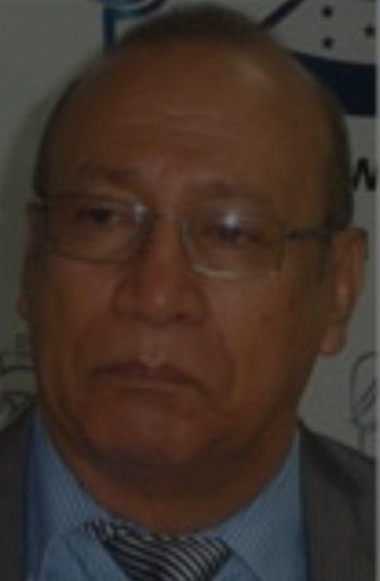 Foto en vida del abogado y notario René Velásquez Díaz.