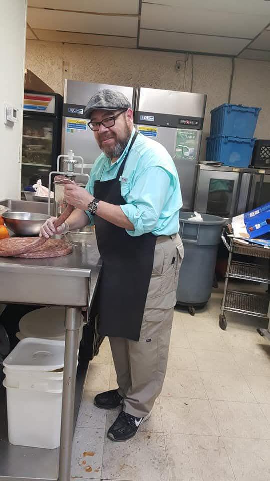 Muere Denis Tuto Tovar, leyenda de la locución hondureña