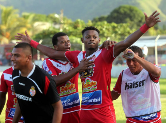 Esta Real Sociedad no cree en nadie y sigue liderando en Honduras