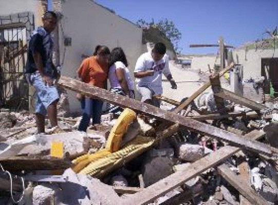 Al menos 10 muertos por tornados