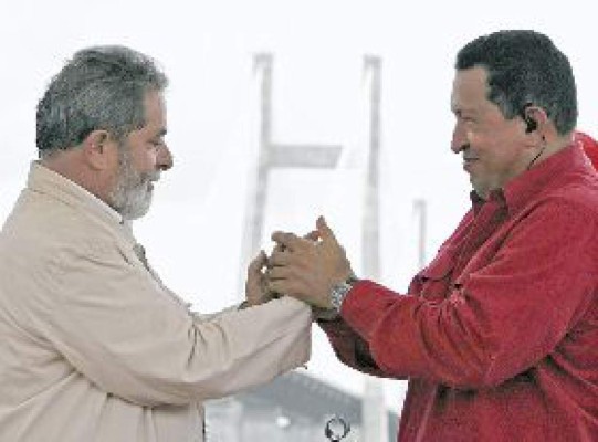Lula y Chávez se acercan más