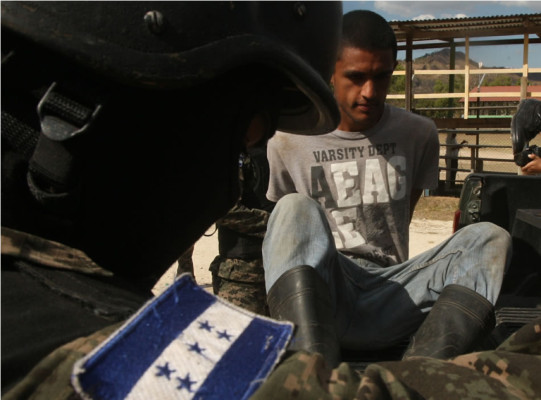 Capturan a presunto miembro de la banda de 'Los Espinoza'