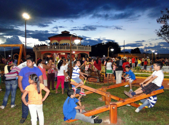 En Santa Rita tienen nuevo parque central