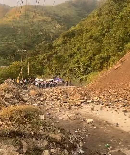 El derrumbe del terror: el calvario en la carretera a occidente