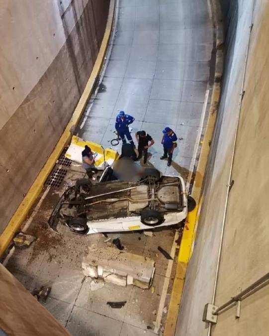 El aparatoso accidente ocurrió en horas de la madrugada de este miércoles.