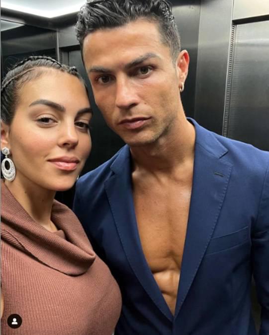 Sin embargo Cristiano Ronaldo está feliz con Georgina y ella está feliz con él. Los rumores no desestabilizaron a la famosa pareja.