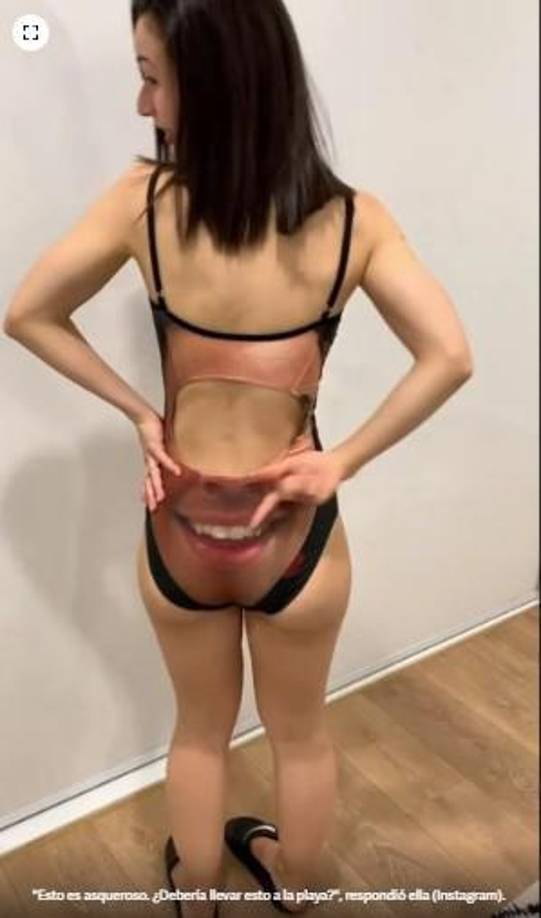 Cuando se quita la venda, <b>Patty grita de sorpresa</b> y se mira en el espejo.