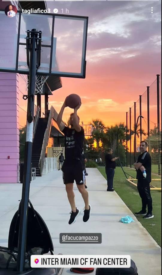 Nicolás Tagliafico fue otro de los cracks de Argentina que presumió lo bien que la pasan en el inicio de concentración de Argentina.