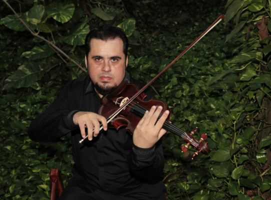 Ángel Ríos: 'Un artista alimenta el espíritu de un país”