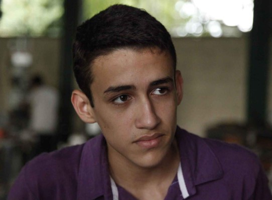 Jóvenes dejan el mundo 'nini” y comienzan a estudiar