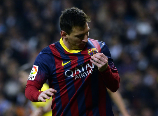 Messi resucita al Barça y lo reengancha a la lucha por el título