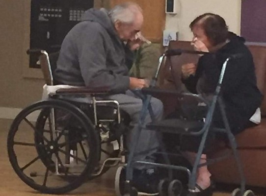 La despedida más triste de una pareja de 62 años de casados