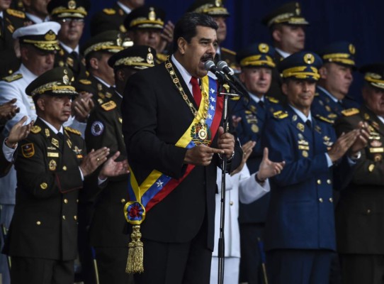 Maduro ratifica acusación contra Santos por 'atentado' y promete pruebas