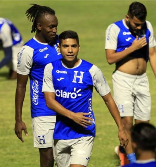 Carlos Pineda - El joven jugador del Olimpia debuta con la Selección Mayor de Honduras.