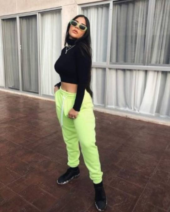 Stefanny Loaiza tiene tan solo 15 años pero sus imágenes en redes sociales son todo un suceso.