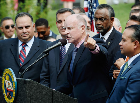 California emitirá licencias de conducir para indocumentados