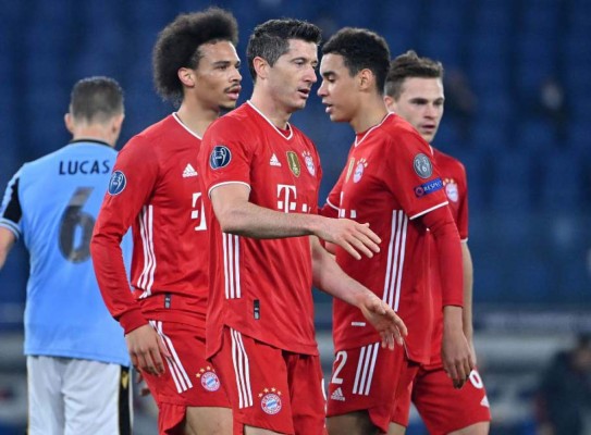 Champions League: Bayern Múnich vapulea al Lazio y pone un pie en cuartos de final