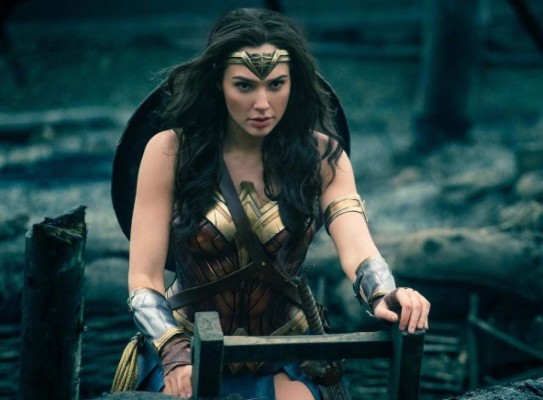 La 'Mujer Maravilla' revela secretos de su pasado