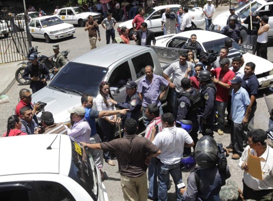 Honduras: Diputado del Partido Libre, Luis Galdámez, mata a un taxista