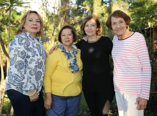 Club de Jardinería de Tegucigalpa se reúne