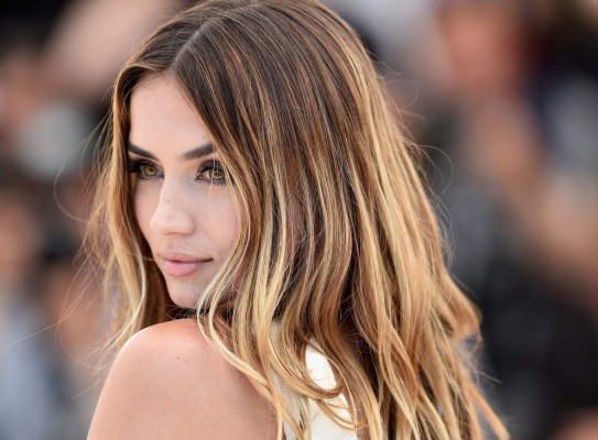 Ana de Armas se une a Ryan Gosling y Chris Evans en 'The Gray Man'