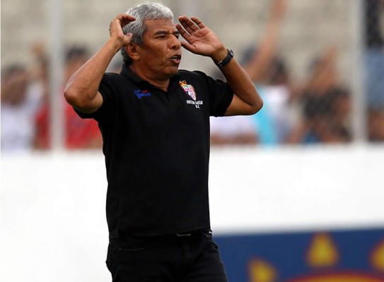 Castellón: 'Rony Martínez es el mejor delantero que hay en Honduras'